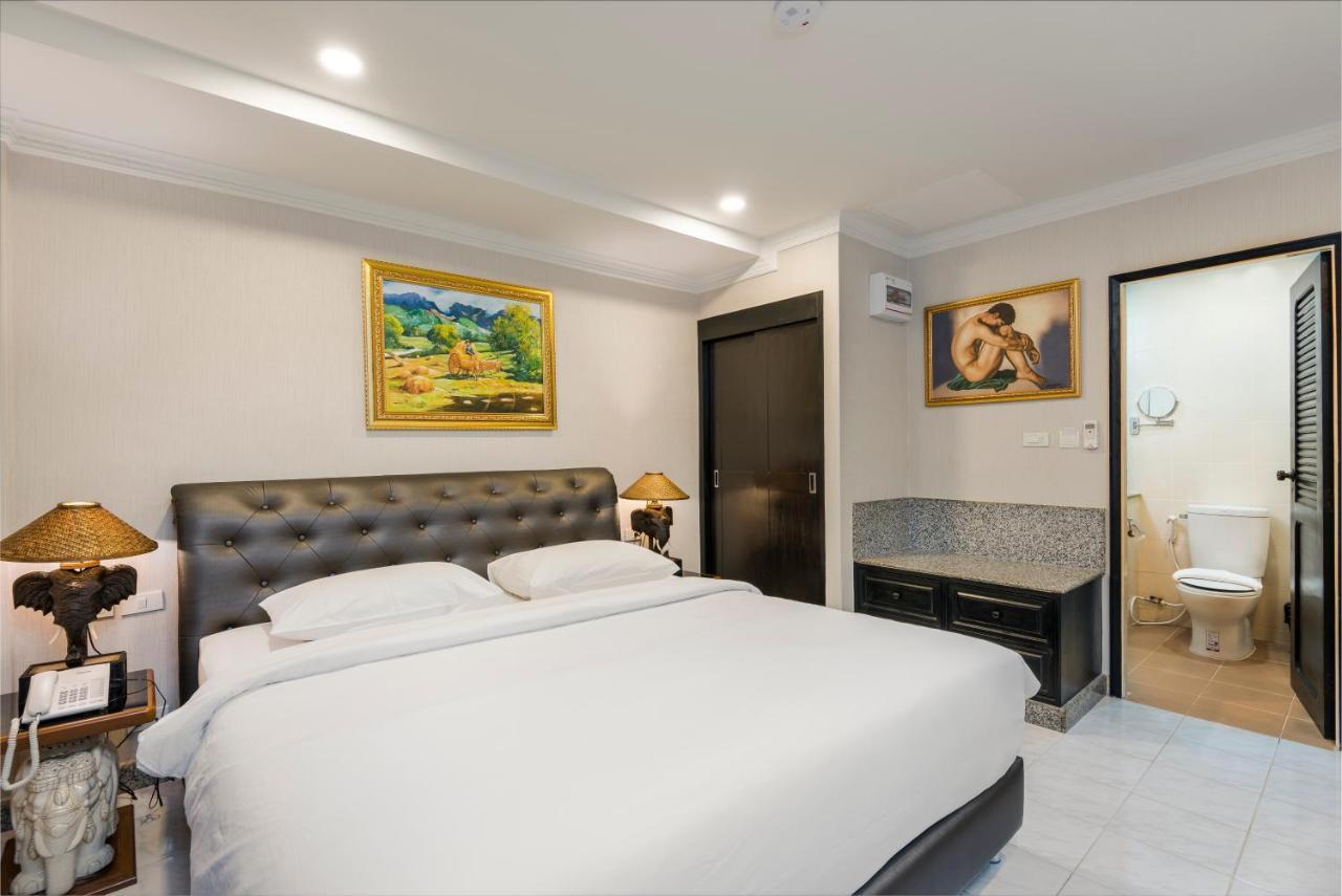 The Ambiance Hotel Pattaya Exterior foto